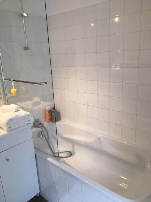 Bel Appartement Climatise Plein Centre Ville Poitiers Exterior foto